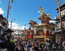 Осенний фестиваль в Такаяма - Ятайи и куклы