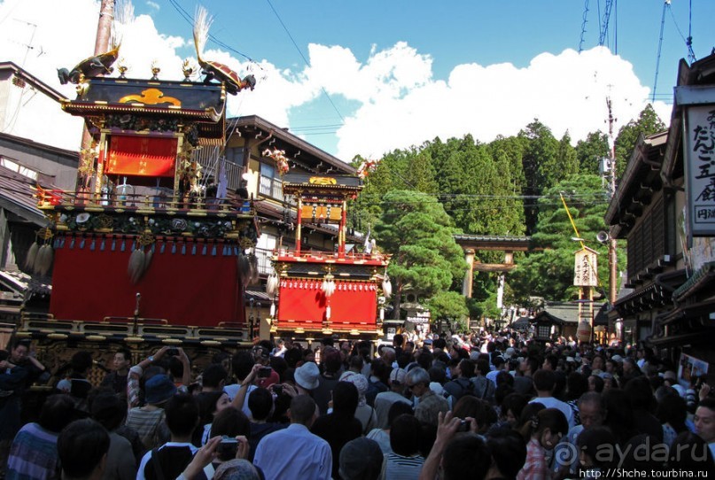 Осенний фестиваль в Такаяма - Ятайи и куклы