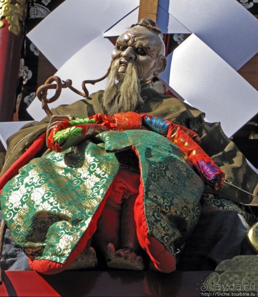 Осенний фестиваль в Такаяма - Ятайи и куклы