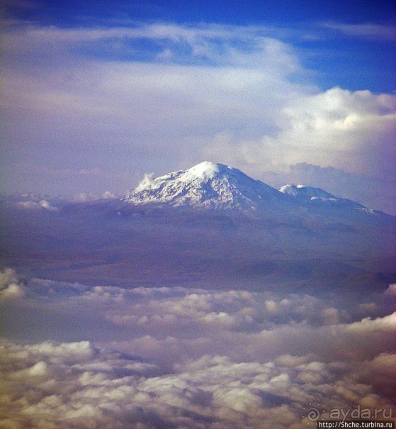 " Под крылом самолета..." заснеженные вершины Анд