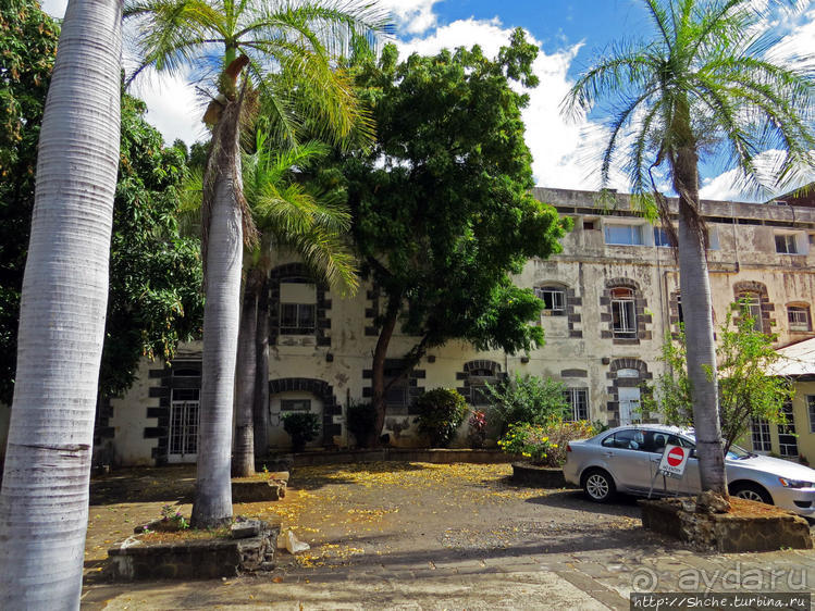 Иммиграционный терминал Ааправаси-Гхат — объект ЮНЕСКО №1227