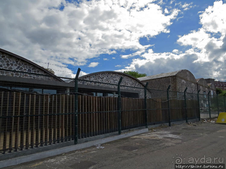 Иммиграционный терминал Ааправаси-Гхат — объект ЮНЕСКО №1227