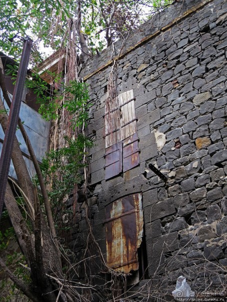 Иммиграционный терминал Ааправаси-Гхат — объект ЮНЕСКО №1227