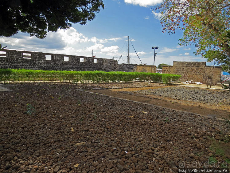 Иммиграционный терминал Ааправаси-Гхат — объект ЮНЕСКО №1227