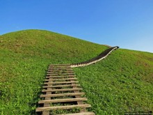 Не полые холмы... зеленые курганы Кярнаве