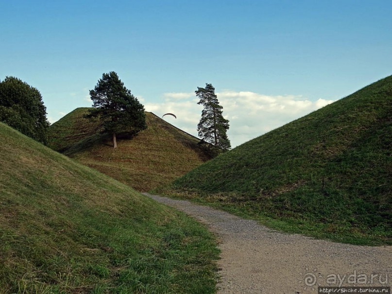 Не полые холмы... зеленые курганы Кярнаве