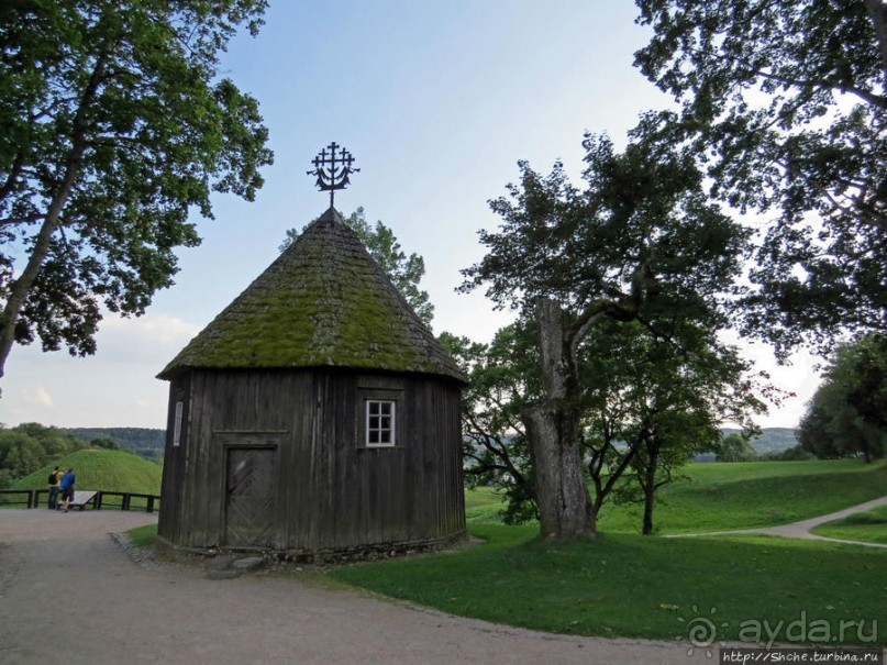 Не полые холмы... зеленые курганы Кярнаве