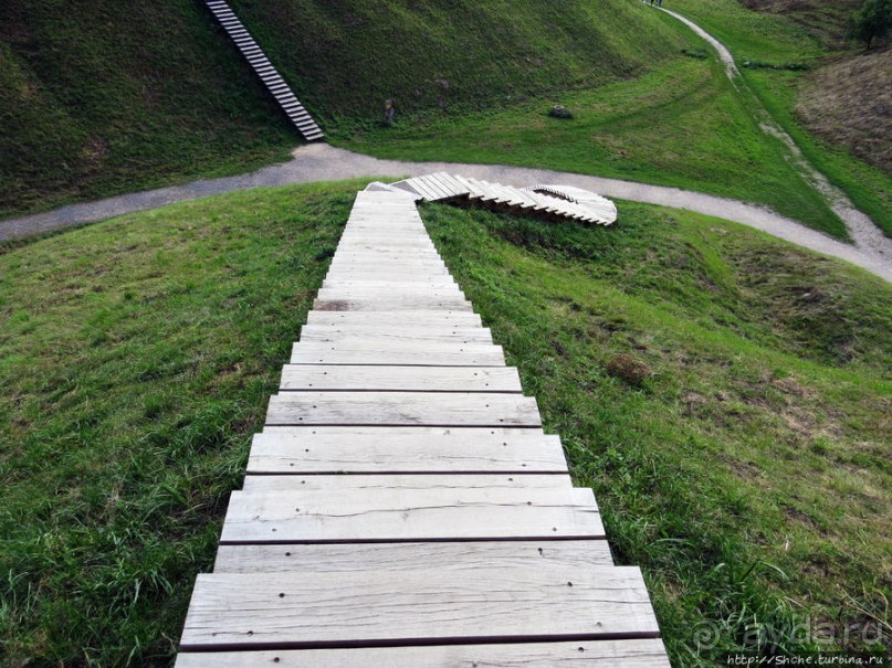 Не полые холмы... зеленые курганы Кярнаве