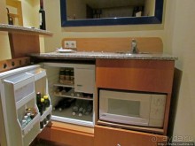 Альбом отзыва "Приличный сьют почти в центре Вены"