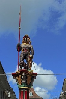 Удивительная "изюминка" Берна — уличные фонтаны 16 века