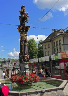 Удивительная "изюминка" Берна — уличные фонтаны 16 века