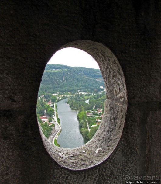 Безансон, взгляд на город и окрестности с высоты цитадели