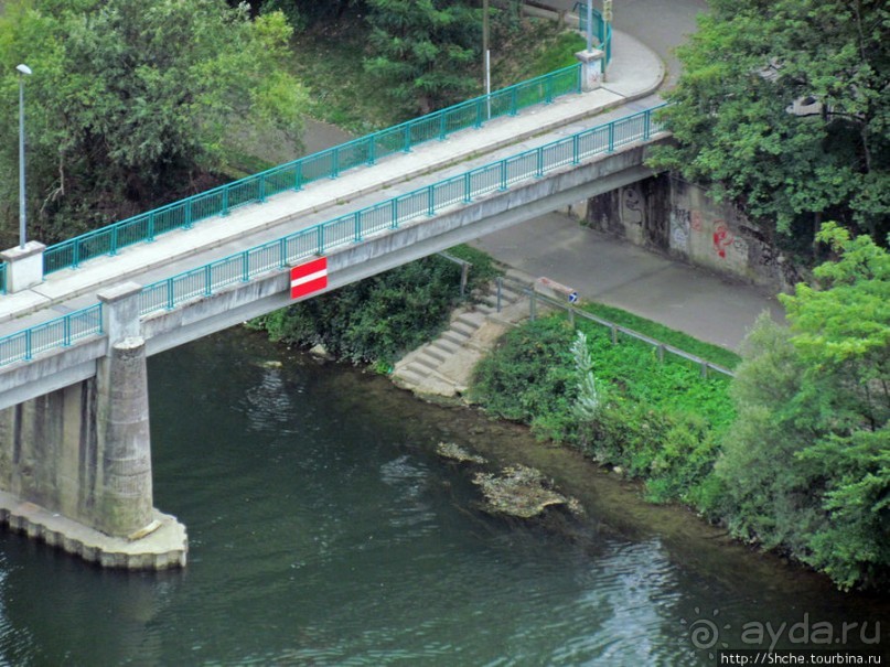 Безансон, взгляд на город и окрестности с высоты цитадели