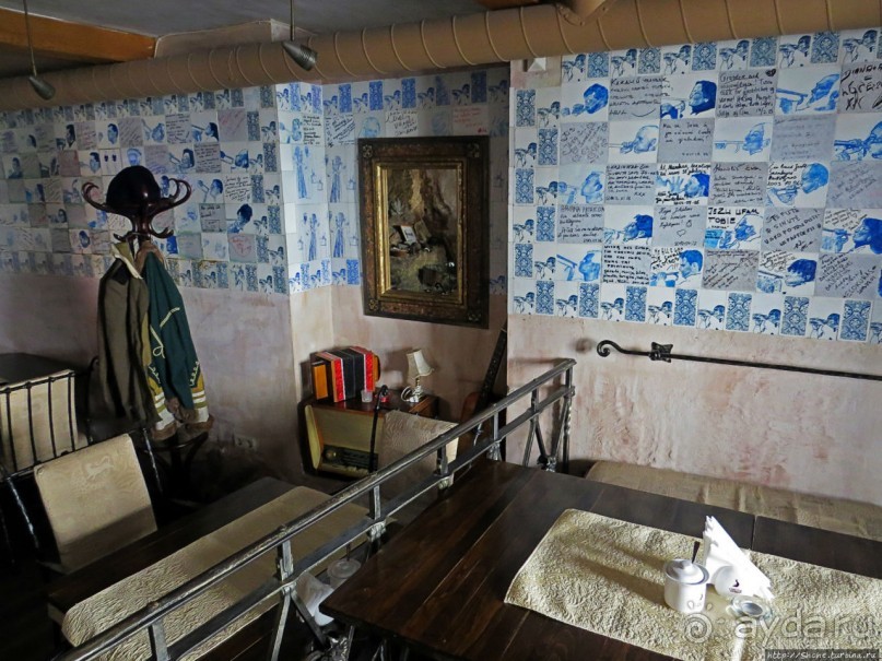 Антикварный ресторан-бутик в республике Ужупис