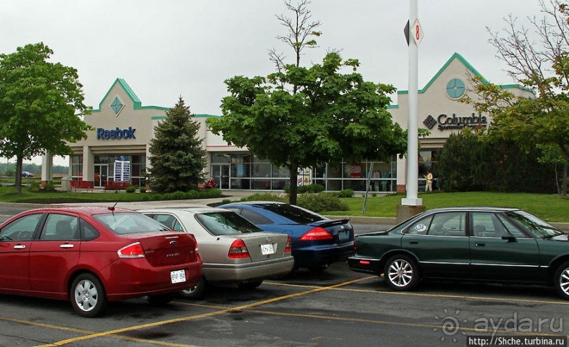 Крупный Premium Outlets в штате Нью-Йорк