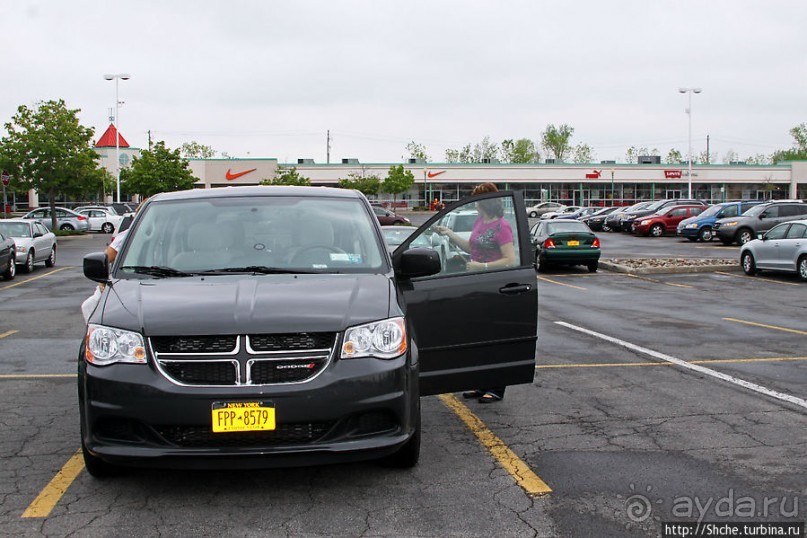 Крупный Premium Outlets в штате Нью-Йорк