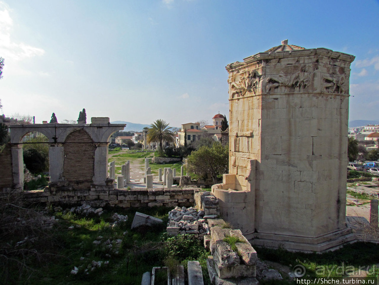 Библиотека Адриана и Римский форум — античность не отпускает