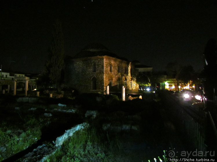 Библиотека Адриана и Римский форум — античность не отпускает