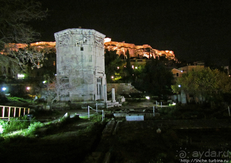 Библиотека Адриана и Римский форум — античность не отпускает