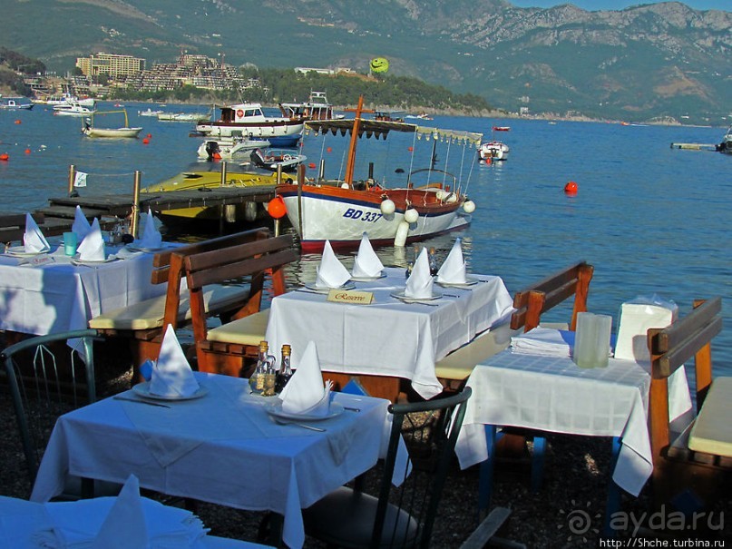 Порт в Будве, ну или скорее, стоянка для яхт и катеров