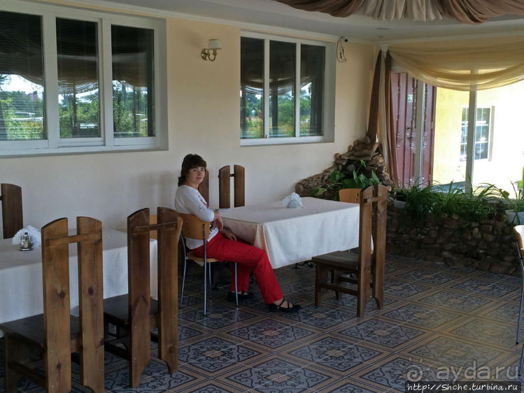 Еще одно душевное место на трассе Харьков-Киев