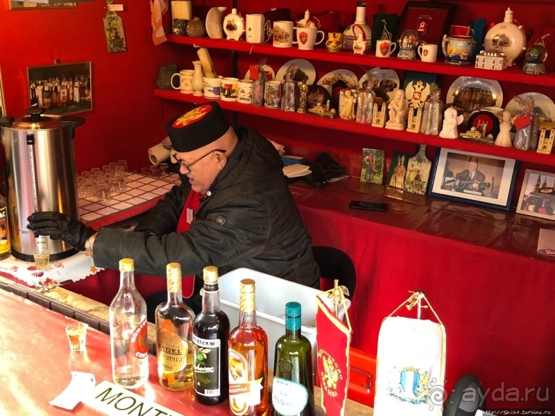 Рождественский подарок посетителям Нюрнберга от побратимов