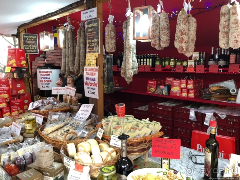 Рождественский подарок посетителям Нюрнберга от побратимов