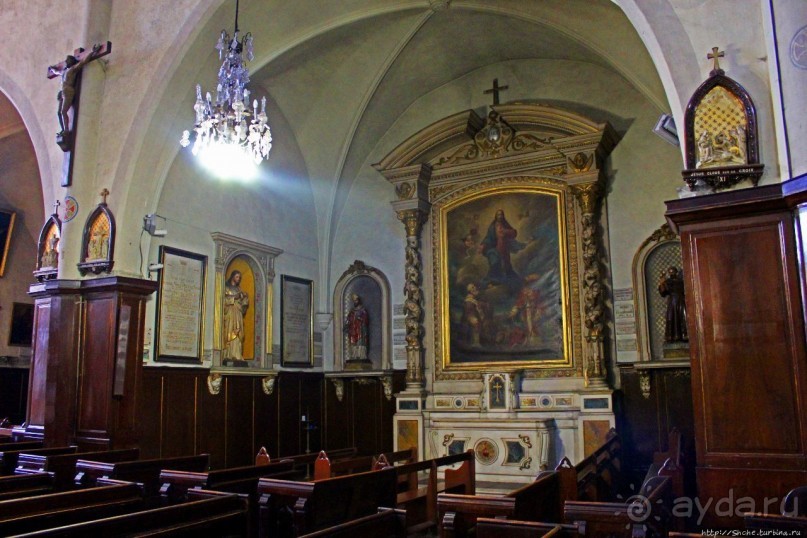 Церковь Богоматери Доброй Надежды в исторической части Канн