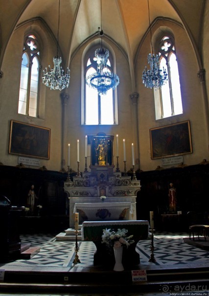 Церковь Богоматери Доброй Надежды в исторической части Канн