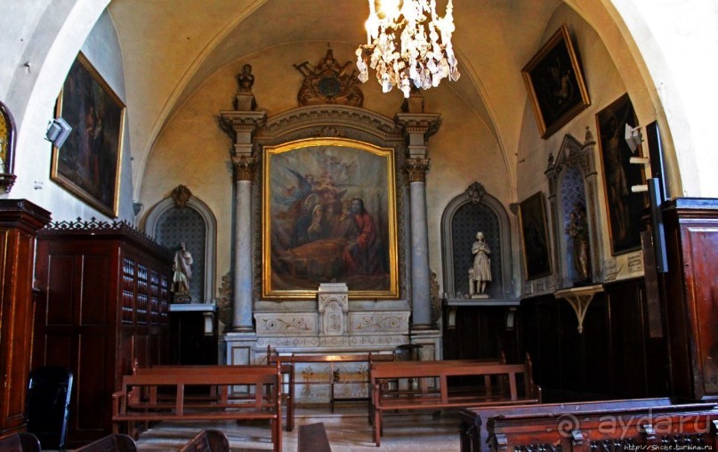 Церковь Богоматери Доброй Надежды в исторической части Канн