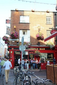 Эстетика ирландского общепита. Район "Temple bar"