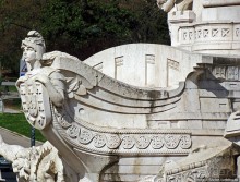 Памятник маркизу де Помбалю на одноименной площади