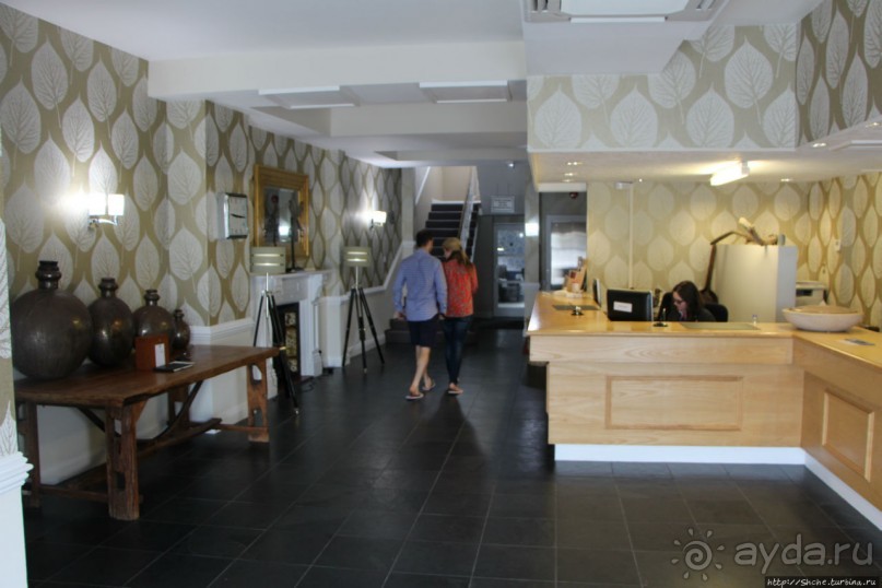 Отель на пляже в столице Джерси