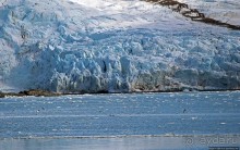 Ледничок-чок-чок ползет