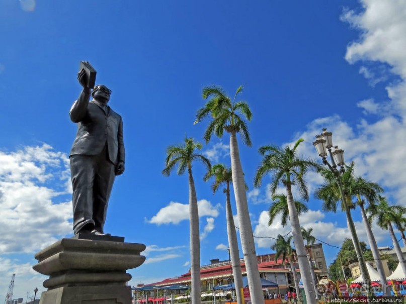 Набережная — самое цивильное место в столице Маврикия