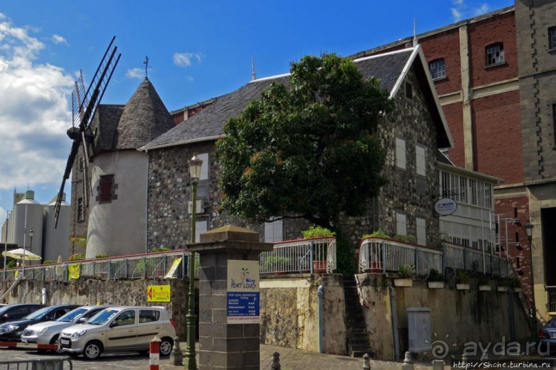 Набережная — самое цивильное место в столице Маврикия