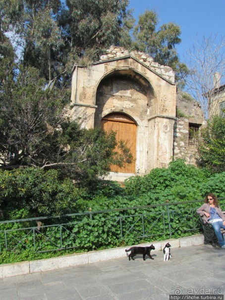 Чарующая Плака — средневековый квартал у подножия Акрополя