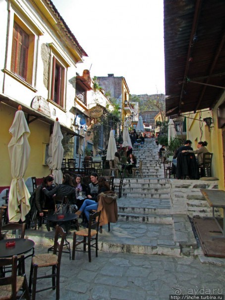 Чарующая Плака — средневековый квартал у подножия Акрополя