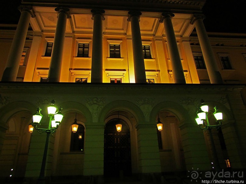 Вольяжной походкой по ночному Осло