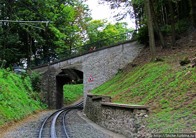 На фуникулере на гору Дракона — Драхенфельс (Drachenfels)