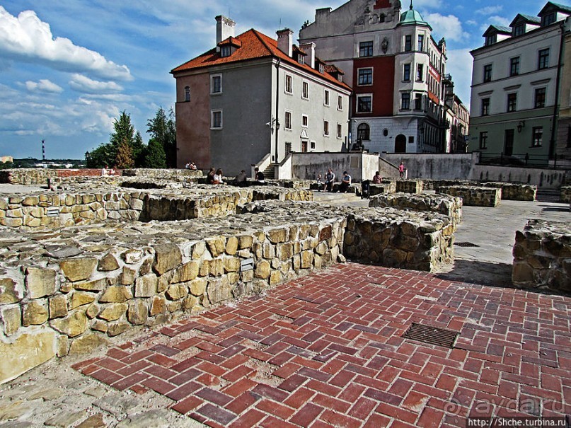 "Stare Miasto Люблин", в полном понимании слова "старый"