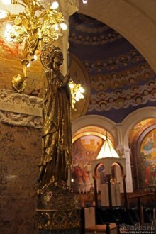 Базилика Богоматери Розария в Лурде (нижняя)