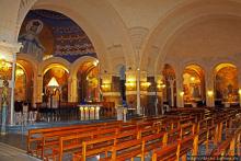 Базилика Богоматери Розария в Лурде (нижняя)