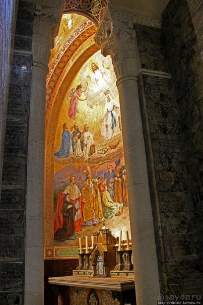 Базилика Богоматери Розария в Лурде (нижняя)