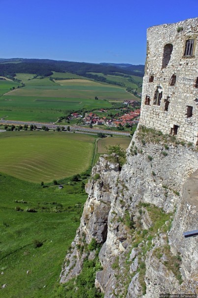 В чистом поле Град стоит... Spišsky hrad ( ЮНЕСКО 620-001)
