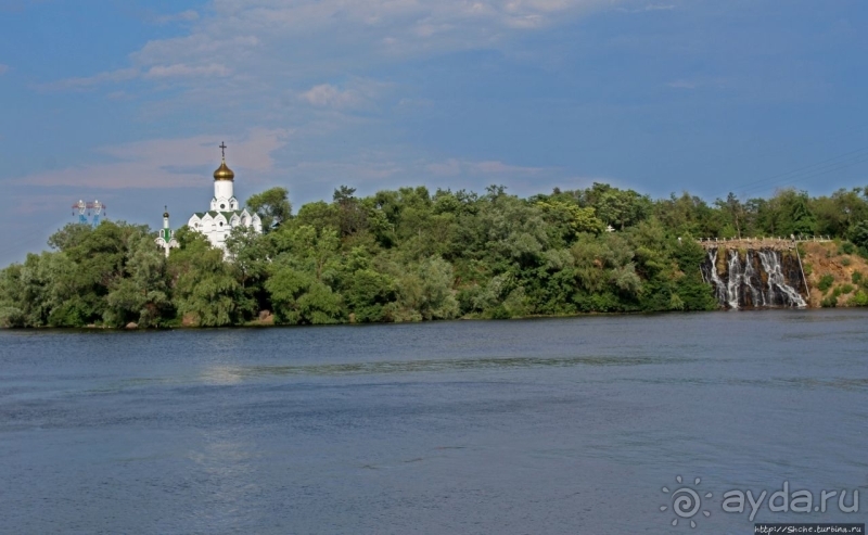Монастырский остров на Днепре в Днепре