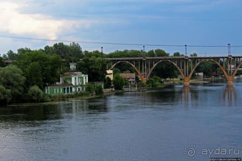 Монастырский остров на Днепре в Днепре