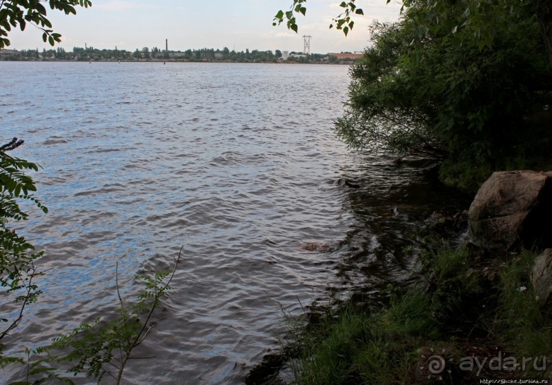 Монастырский остров на Днепре в Днепре