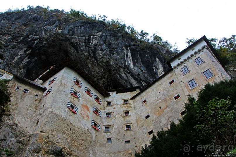 "Предпещерный" — старейший и славнейший замок Словении