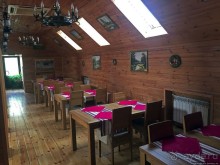 "Хата лісника" — ресторан украинской кухни